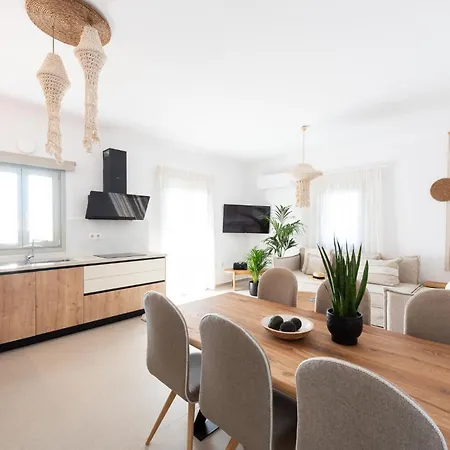 Sersi Paros & Pounda