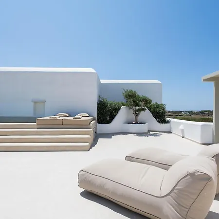 Sersi Paros & * Pounda