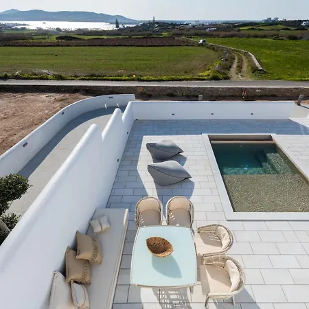 Apartment Sersi Paros & *