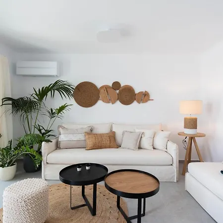 Sersi Paros & Apartment Pounda