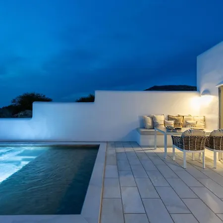 Sersi Paros &